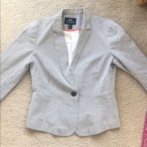 Seersucker 3/4 sleeve blazer